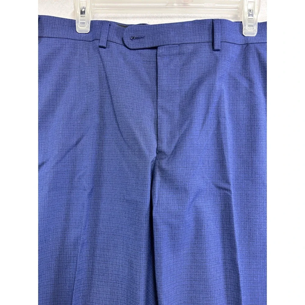 Vince Camuto Slim Fit  Blue Herringbone 2-Piece Suit 46L/36W 34L 2-Btn